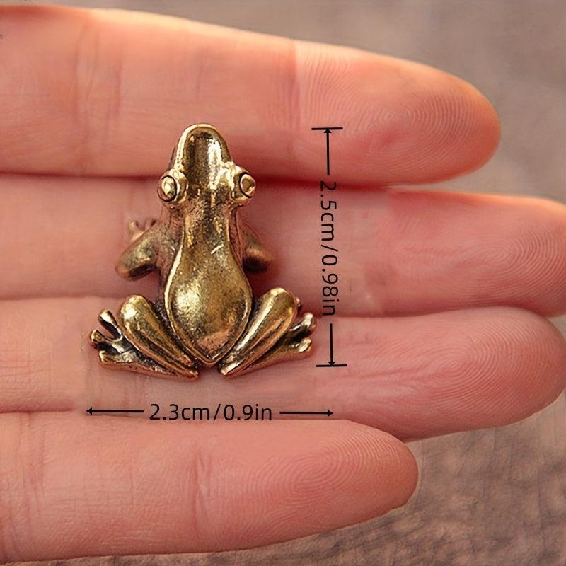 Retro Copper Frog Figurine Desktop Ornament and Tea Pet Decor