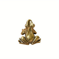 Retro Copper Frog Figurine Desktop Ornament and Tea Pet Decor
