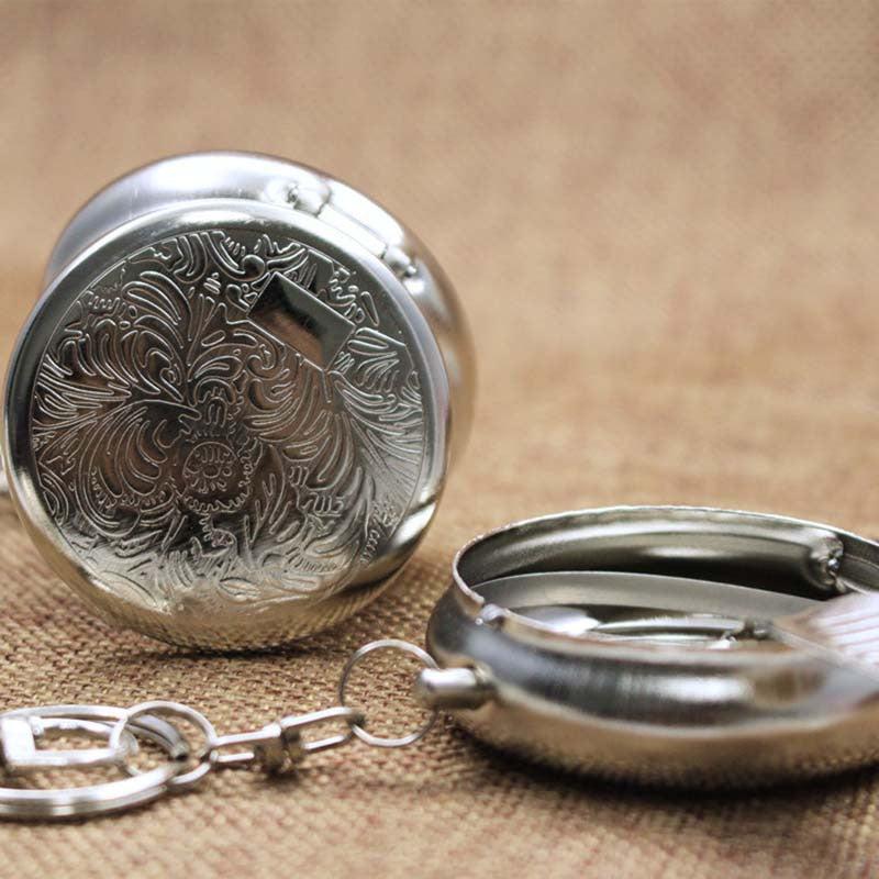 Mini Cigarette Ashtray Key Chain Stainless Steel Portable Round Silver