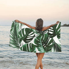 Green Leaves Pattern Beach Towel Lightweight Windproof Sunscreen & Absorbent