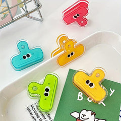 2pcs Cute Cartoon Acrylic Dovetail Clips