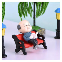 Realistic Old Couple Statue Set for Garden and Home Decor