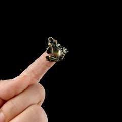 1pc Frog Ornament Mini Incense Seat Desk Tea Pet Tea Ceremony Ornament