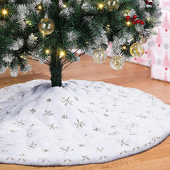 Festive Christmas Tree Skirt - Perfect Holiday Decoration