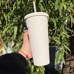 U Shaped Pattern 710ml Water Tumbler Cup