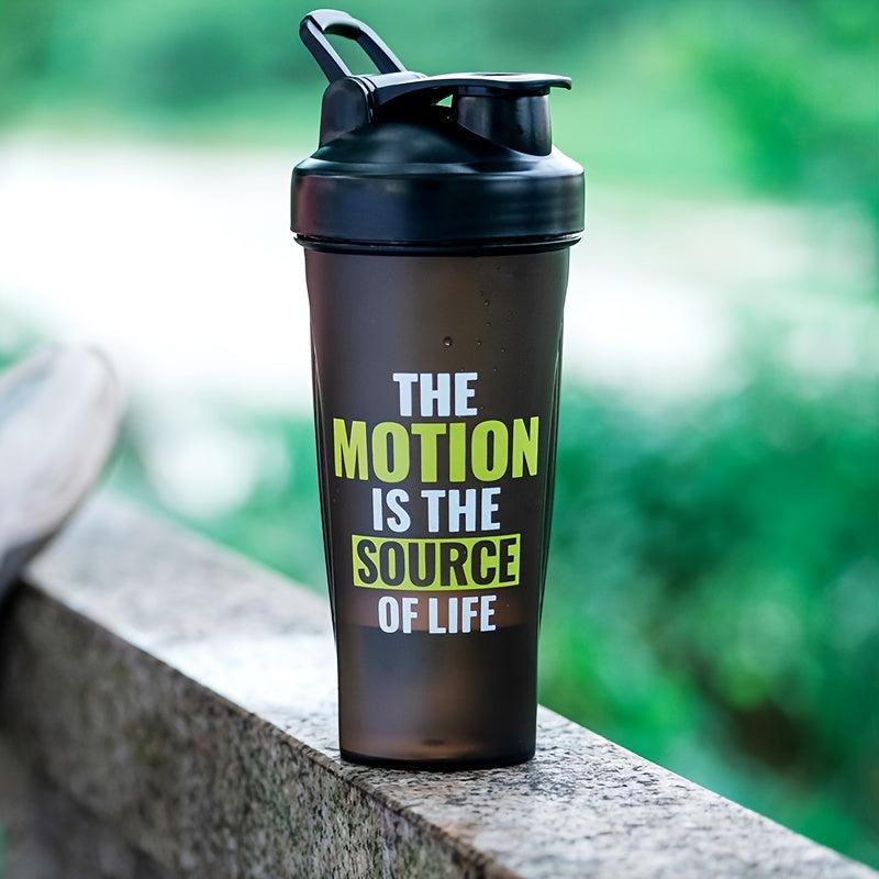 Large Capacity Protein Shaker Bottle 600ml 20oz with Stirring Balls and Straw