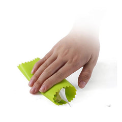 Rubber Scroll Garlic Peeler - Kitchen Helper