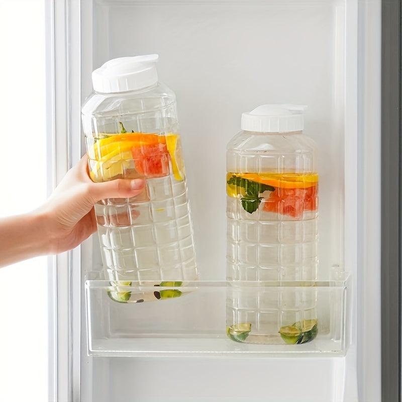 Plastic Pitcher with Lid 72oz Heavy Duty Clear Drink Carafe