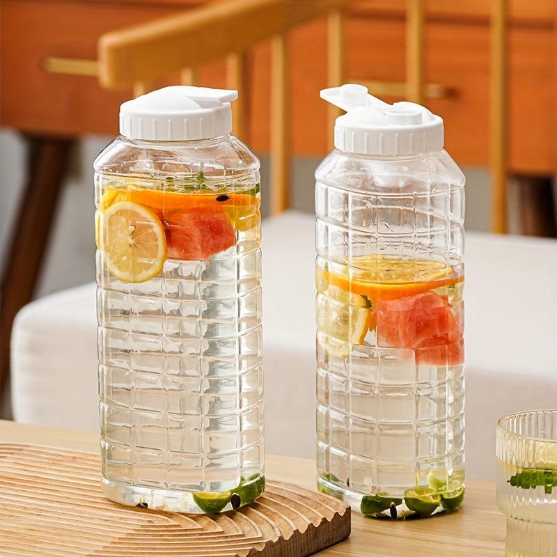 Plastic Pitcher with Lid 72oz Heavy Duty Clear Drink Carafe