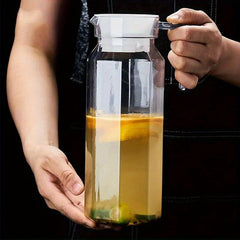 Clear Acrylic Pitcher With Lid - Perfect for Lemonade, Tea, Juice - 1L
