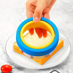 2pcs Sandwich Cutter & Sealer Set Stainless Steel & Plastic Cookie Cutters