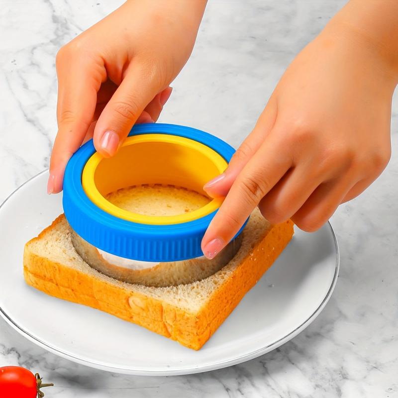 2pcs Sandwich Cutter & Sealer Set Stainless Steel & Plastic Cookie Cutters