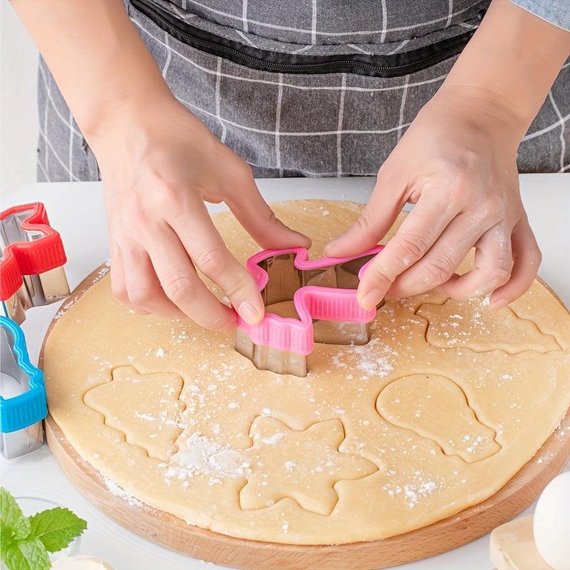 6pcs Christmas Cookie Cutter Set & Stamps for DIY Baking Decoration