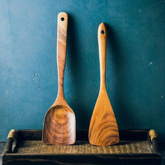 Set of 2 Wooden Cooking Spatula Omelette Steak Shovel