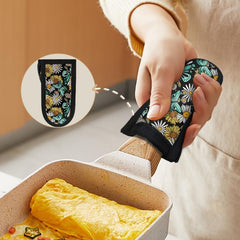 2pcs Daisy Pattern Pan Handle Sleeves Heat Resistant Cover