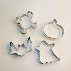 2pcs Halloween Cookie Baking Mold Sandwich Cutter Kitchen Gadgets Decorations