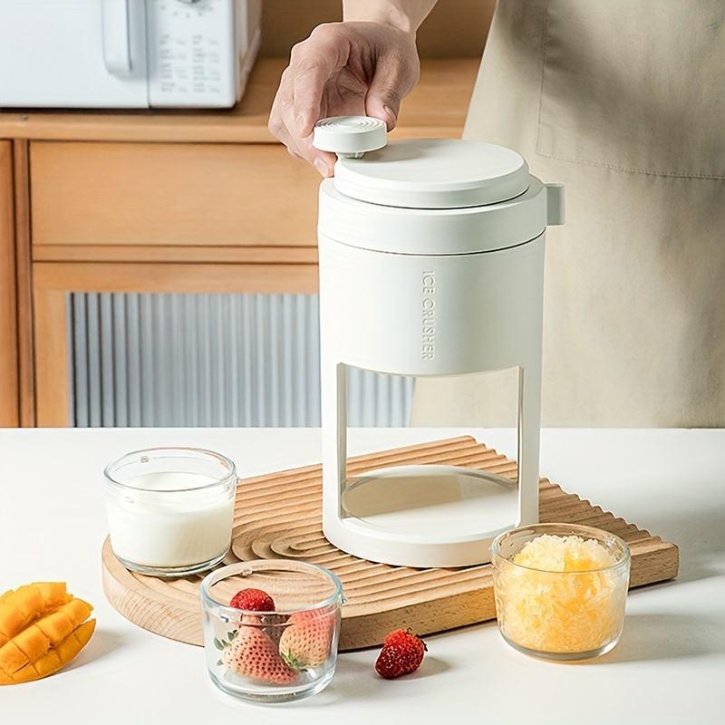 Hand-cranked Ice Shaver Crusher for Cold Drinks - DIY Ice Maker for Summer