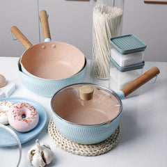 Aluminum Saucepan with Lid for Saucier Cooking