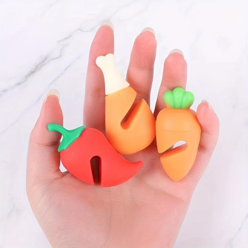 2PCS Chili Carrot Shape Pot Lid Lifter Spill-proof Kitchen Tool