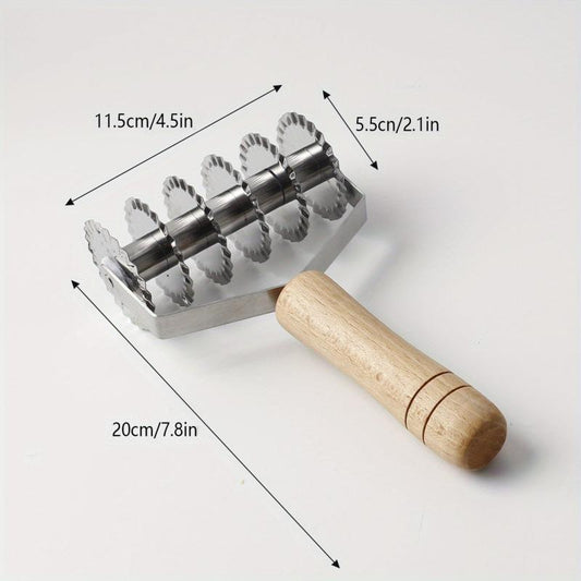Stainless Steel Six Wheel Cookie Cutter with Wavy Handle