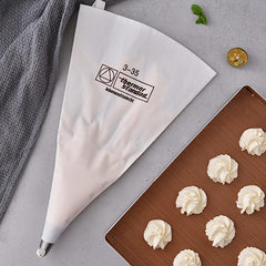 Durable Baking Piping Bags for Buttercream - Resistant and Squeezable