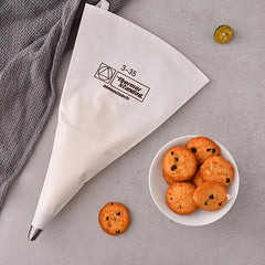 Durable Baking Piping Bags for Buttercream - Resistant and Squeezable