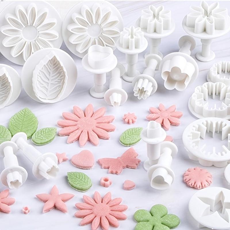 33pcs Cartoon Baking Tool Set for Fondant Cake Mold and Cookie Decoration
