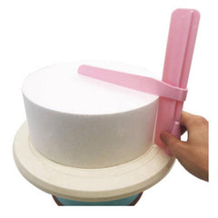 Adjustable Cake Scraper for Smoothing Surface and Decorating