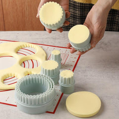 8 Piece Biscuit Mold Set Cookie Cutter for Birthday Party