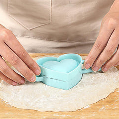 Plastic Heart Shaped Dumpling Mold Kitchen Tool