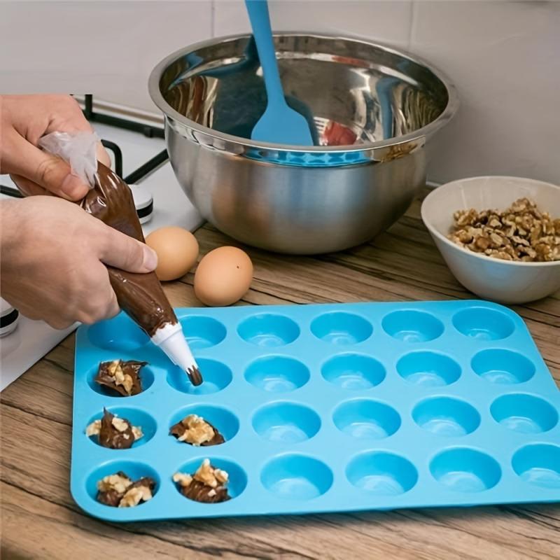 Silicone Muffin Pan 33x22cm 24-Cavity Cupcake Baking Mold Kitchen Gadgets