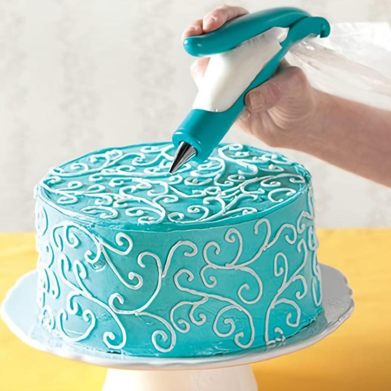 17 Pc Cake Topper Tool Set Pastry Sugar Cream Framed Cookie Squeezer Gun