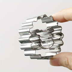 9pcs Christmas Cookie Cutters Stainless Steel Pastry Cutters Biscuit Mold