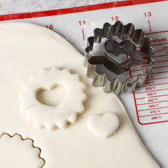2pcs Stainless Steel Cookie Cutters Flower Heart Shape Candy Mold Biscuit Molds