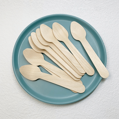 100pcs Natural Wooden Dessert Spoons for Parties and Weddings