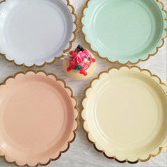 8 Glossy Flower Paper Plates 17 Disposable Tableware for Parties