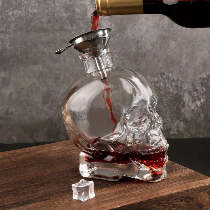 Skull Decanter Crystal Glass Liquor Bottle with Wooden Stopper