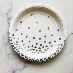 16pcs Disposable Dinnerware Set Paper Plates Napkins Cups Party Decoration