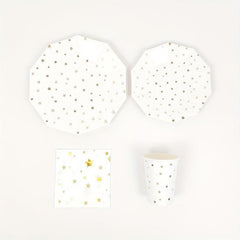 16pcs Disposable Dinnerware Set for Wedding Party Decoration