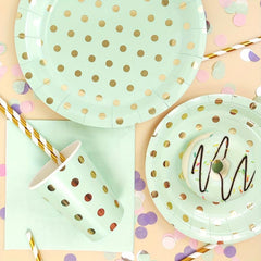16pcs Green Polka Dots Dinnerware Set Paper Plates Napkins Cups