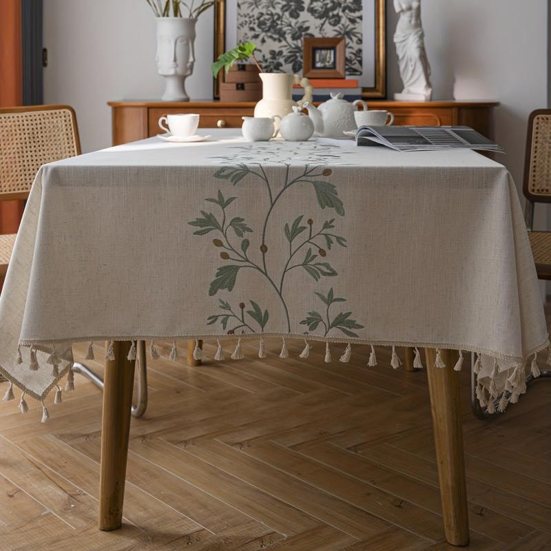 Green Flower Embroidered Polyester Tablecloth