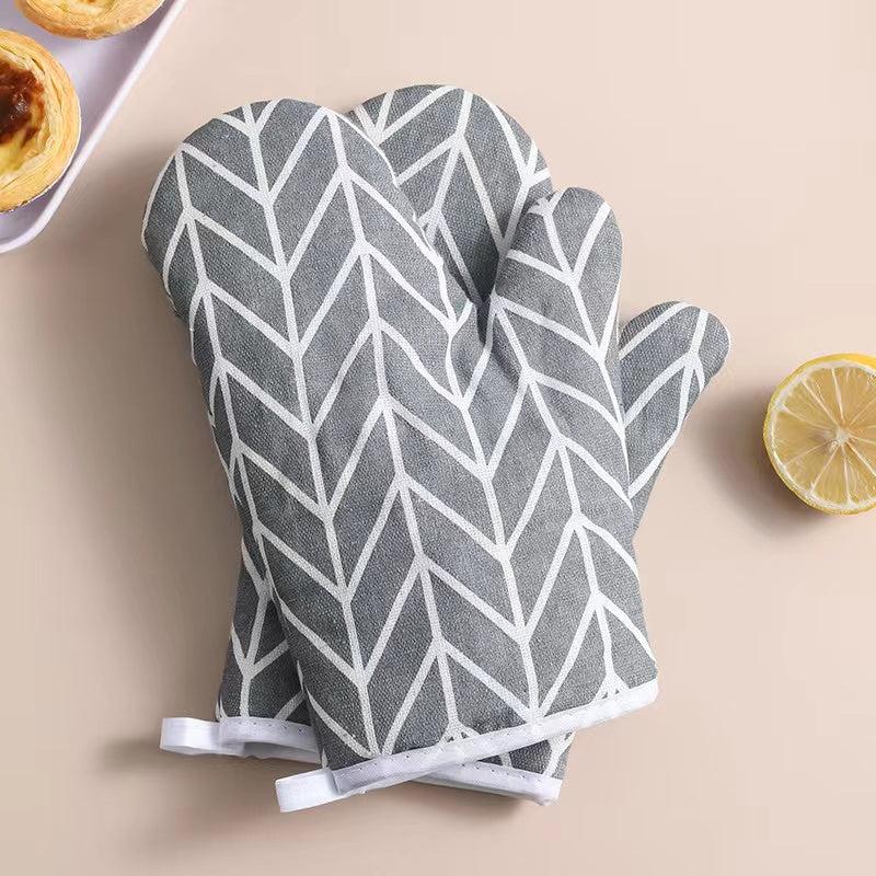 Heat Insulation Baking Gloves Oven Mitts BBQ Gloves