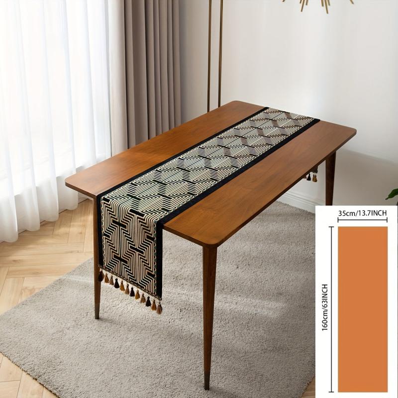 Polyester Table Runner Gold Paperback Jacquard Geometric Tassel Table Cover