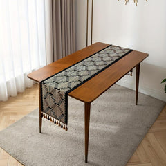 Polyester Table Runner Gold Paperback Jacquard Geometric Tassel Table Cover