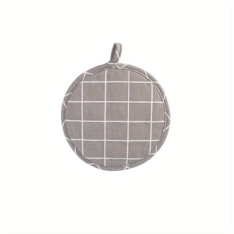 Kitchen Anti scalding Gadget Baking Oven Mitts and Pot Mat Heat Resistant