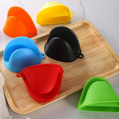 2pcs Silicone Cooking Pinch Grips Anti-scalding Heat-resistant Gloves