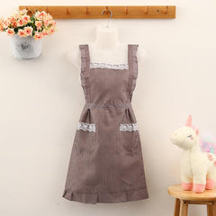 Stain Resistant Gingham Lace Panel Apron