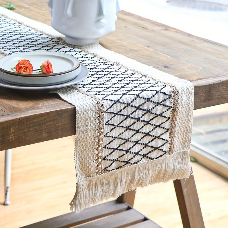 4pcs Farmhouse Style Table Runner Placemats Solid Table Cover Heat Insulation