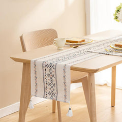 Linen Table Runner for Easy Dining & Entertaining