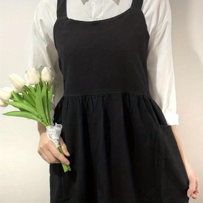 Durable Linen Apron with Pockets - Ideal for Professionals
